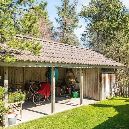 Charming Family Retreat-by Traum